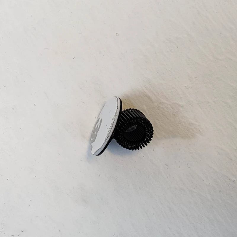 Porte-stylo pour étagère pliante