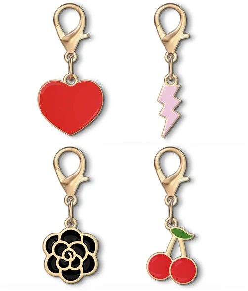 Cordon téléphone FORCE CASE Lot de 4 charms LOVE pour tour de cou