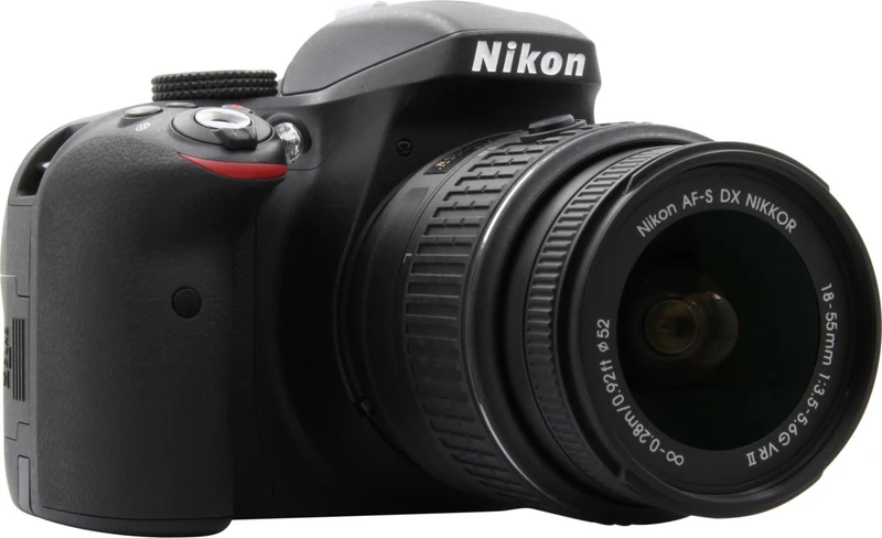 Appareil photo Reflex NIKON D3300 + 18-55VR II