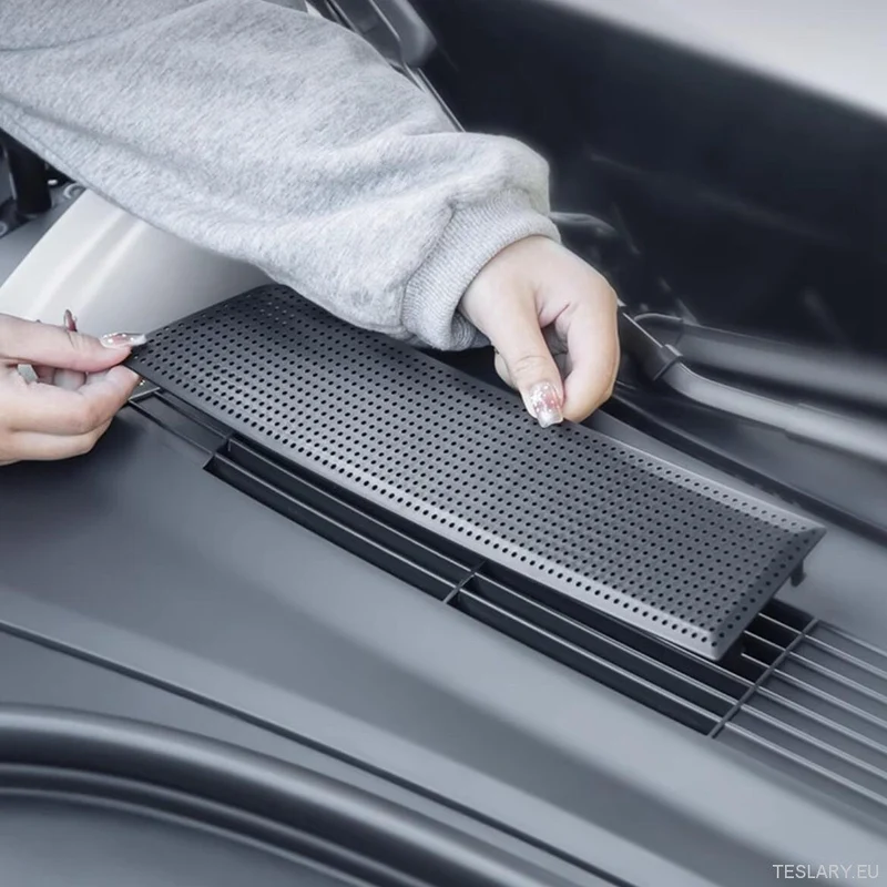 Cache de protection pour prise d'air Tesla Model 3+ Highland